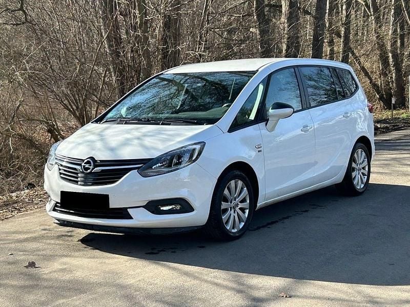 Gebraucht Opel Zafira Tourer 136 PS (100 kW) 2019 Weiß Van / Kleinbus