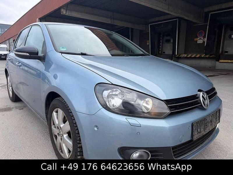 Gebraucht VW Golf VI Style 105 PS (77 kW) 2011 Blau Kleinwagen