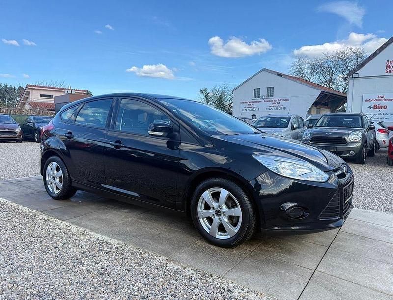 Gebraucht Ford Focus Sport 101 PS (74 kW) 2014 Schwarz Limousine