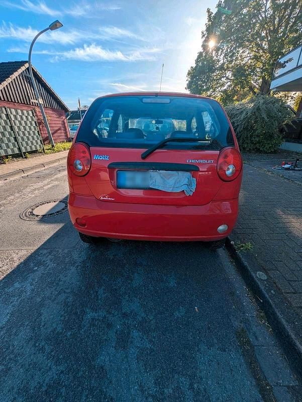 Używany Chevrolet Matiz 52 KM (38 kW) 2010 Czerwony Hatchback