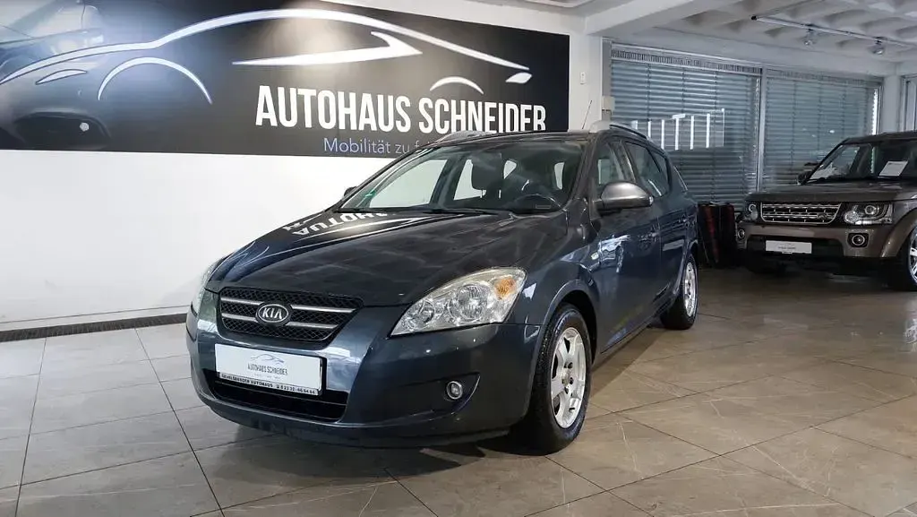 Gebraucht Kia Ceed Sportswagon 109 PS (80 kW) 2009 Grau Kombi