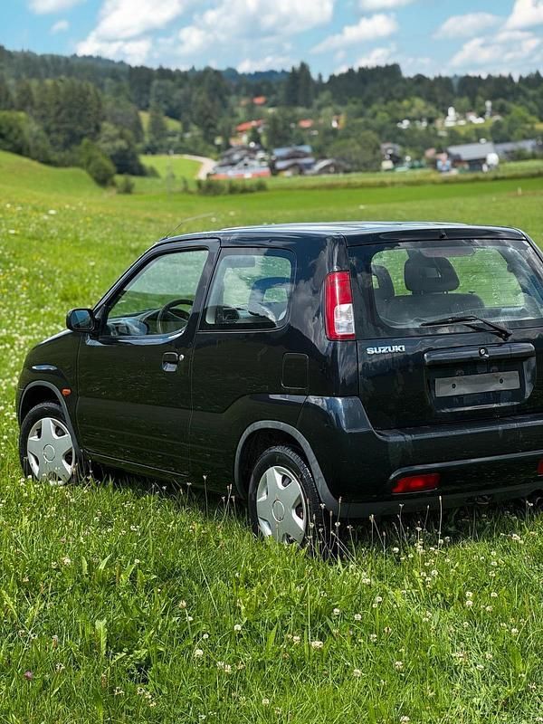 Schwarz Gebraucht 2003 Suzuki Ignis Kleinwagen | 1.300 € (Guter Preis) - Bild 1/4