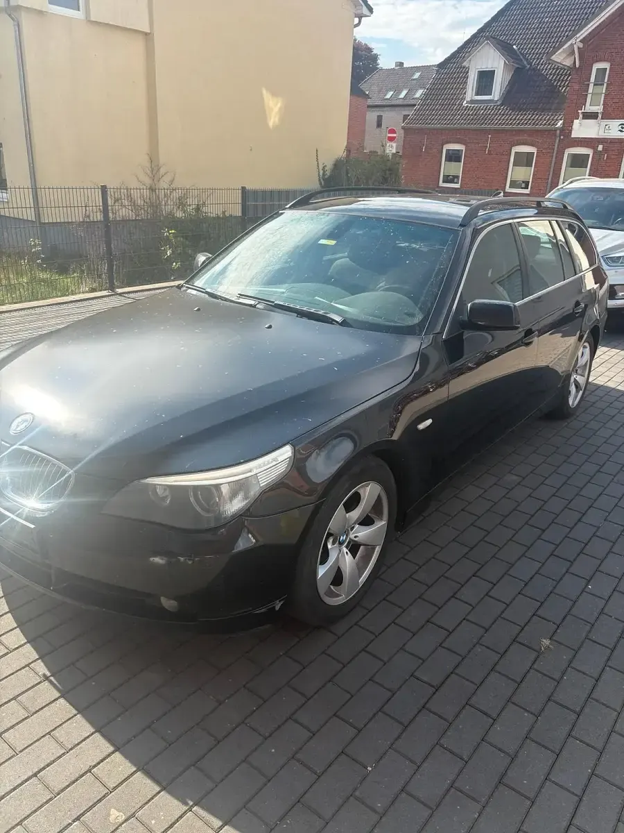 Second-hand BMW 525 177 CP (130 kW) 2007 Negru Break