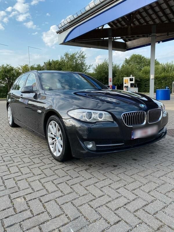 Gebraucht 2013 BMW 520 Kombi | 5.950 € (Guter Preis) - Bild 1/4