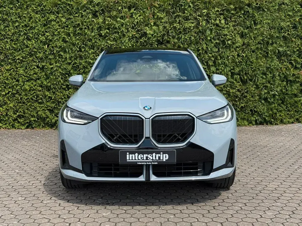 Gebraucht BMW X3 M Sport 197 PS (144 kW) 2025 Grau SUV