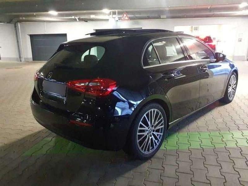 Gebraucht Mercedes A220 190 PS (139 kW) 2022 Nachtschwarz unilack Limousine