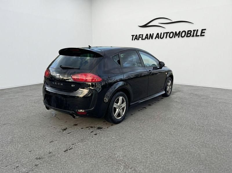 Usata Seat Leon Copa 105 CV (77 kW) 2012 Nero Berlina