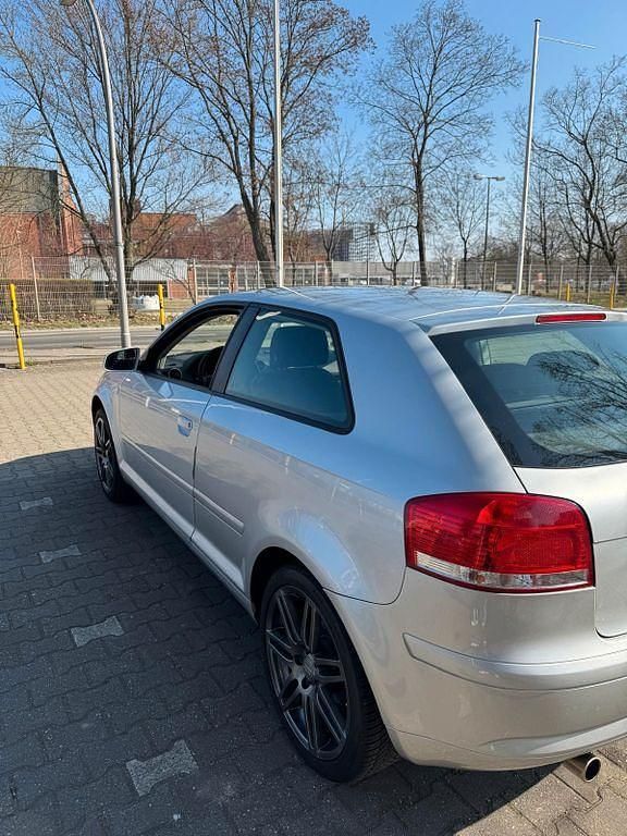 Gebraucht Audi A3 Ambition 102 PS (75 kW) 2007 Silber Kleinwagen