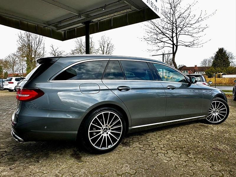 Gebraucht Mercedes E200 Avantgarde 184 PS (135 kW) 2017 Grau Kombi