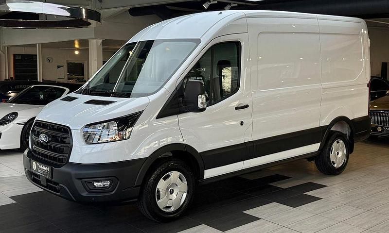Gebraucht Ford Transit Trend 131 PS (96 kW) 2025 Frozen white Van / Kleinbus