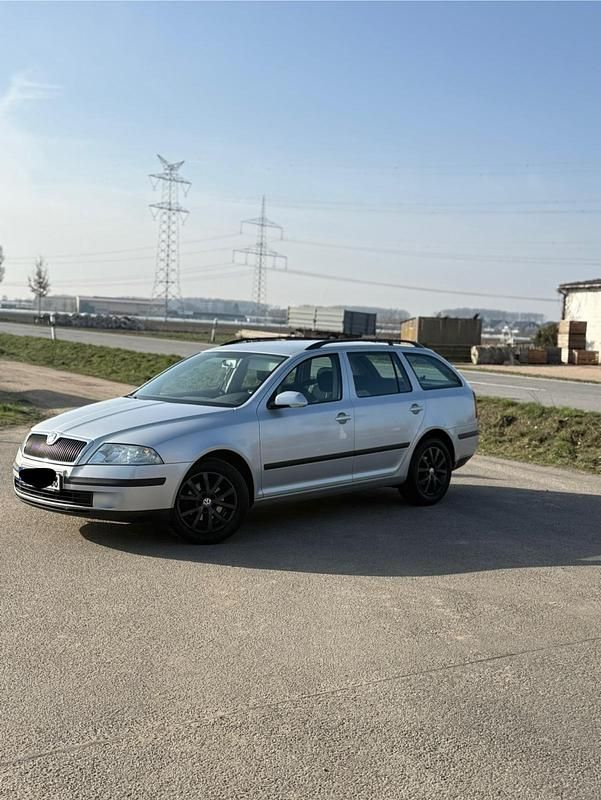 Gebraucht Skoda Octavia 105 PS (77 kW) 2008 Silber Kombi