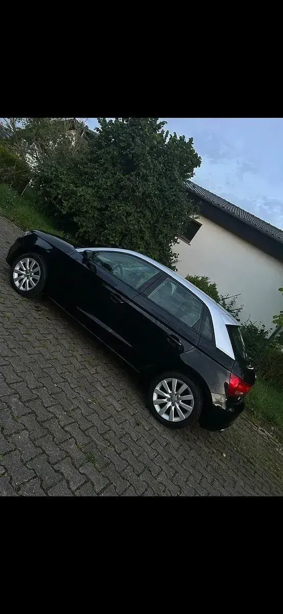 Gebraucht Audi A1 Sportback Ambition 122 PS (89 kW) 2013 Schwarz Kleinwagen