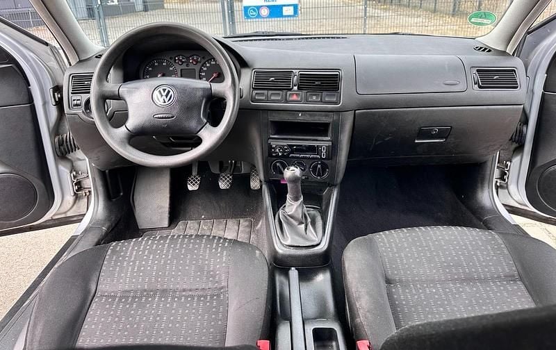 Gebraucht VW Golf IV 75 PS (55 kW) 2002 Silber Kombi
