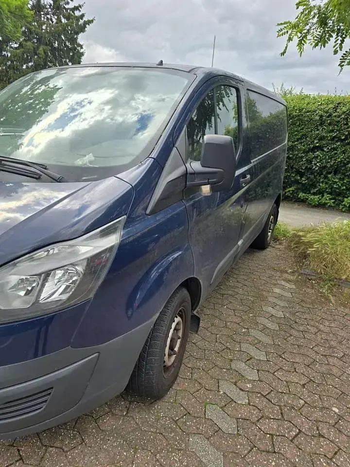 Gebraucht Ford 300 Basis 101 PS (74 kW) 2014 Kombi