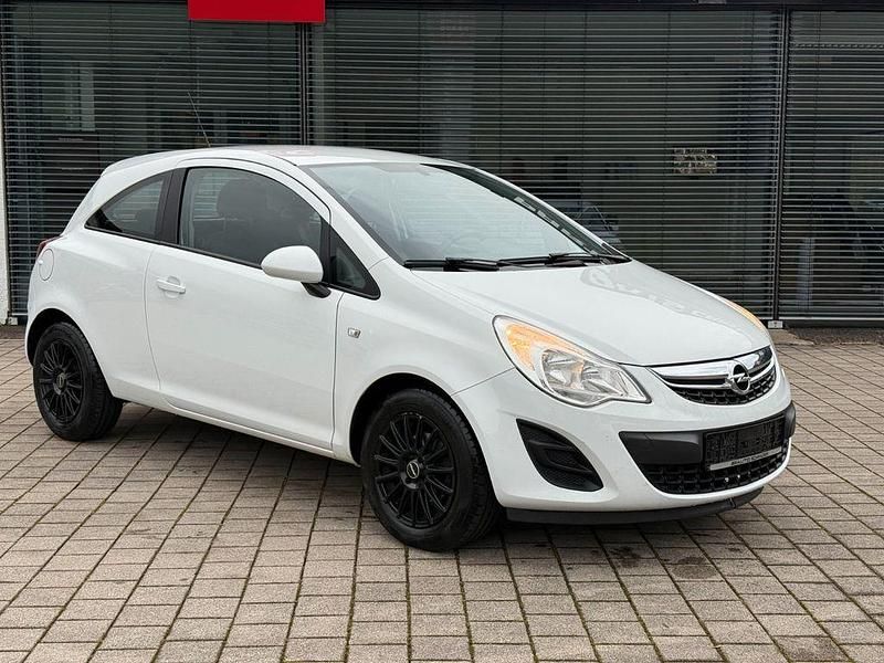 Weiß Gebraucht 2013 Opel Corsa Edition Kleinwagen | 4.000 € (Fairer Preis) - Bild 1/4