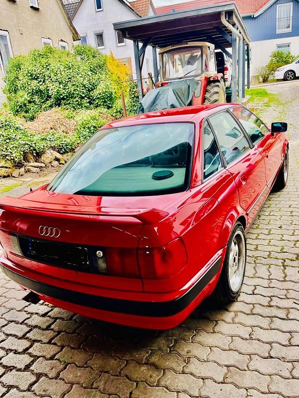 Gebraucht Audi 80 174 PS (127 kW) 1992 Rot Limousine