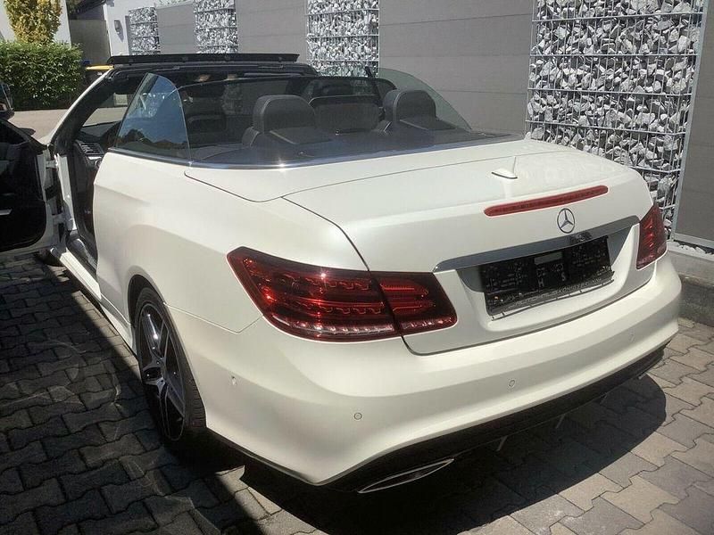 Gebraucht Mercedes E250 AMG 204 PS (150 kW) 2016 Weiß Cabrio