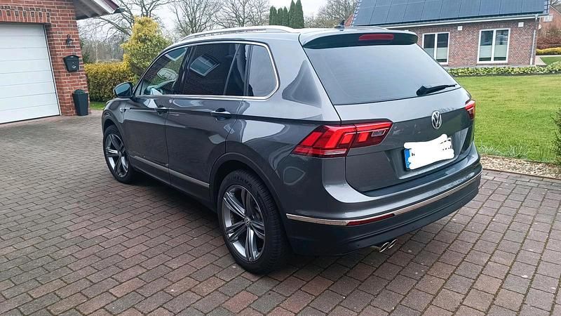 Grau Gebraucht 2017 VW Tiguan R SUV | 18.500 € (Guter Preis) - Bild 1/4