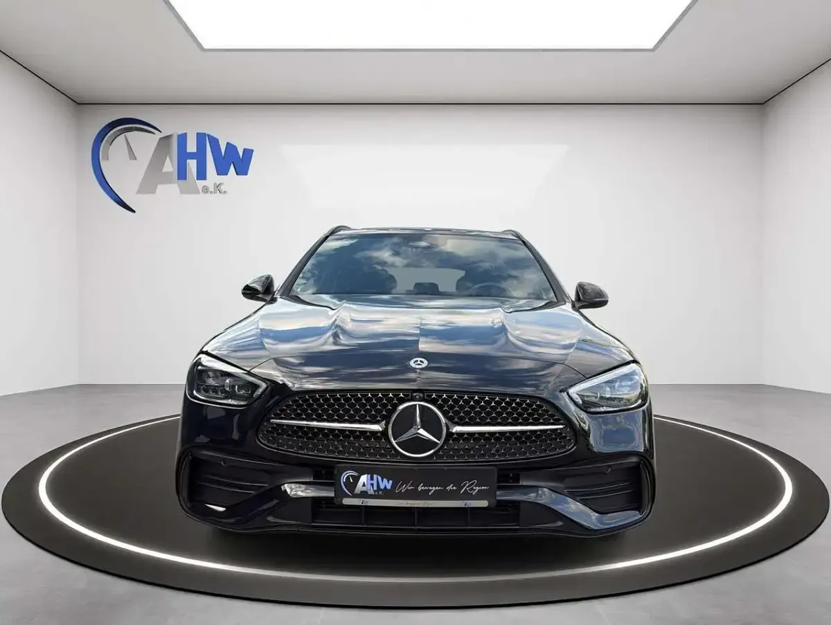 Gebraucht Mercedes C300 AMG line 265 PS (194 kW) 2023 Obsidianschwarz  metallic Kombi