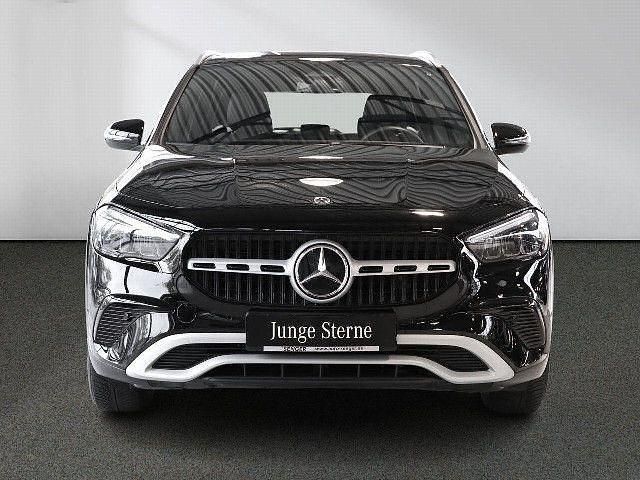 Schwarz Gebraucht 2023 Mercedes GLA200 SUV | 37.990 € (Fairer Preis) - Bild 1/4