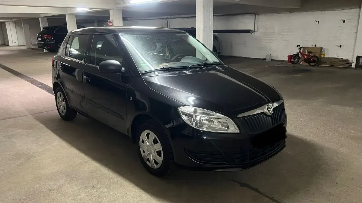 Gebraucht Skoda Fabia 60 PS (44 kW) 2010 Schwarz Kleinwagen