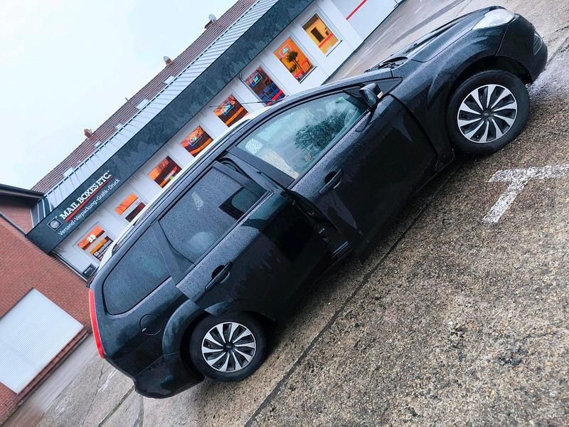 Usata Ford Focus 125 CV (91 kW) 2009 Nero Station wagon