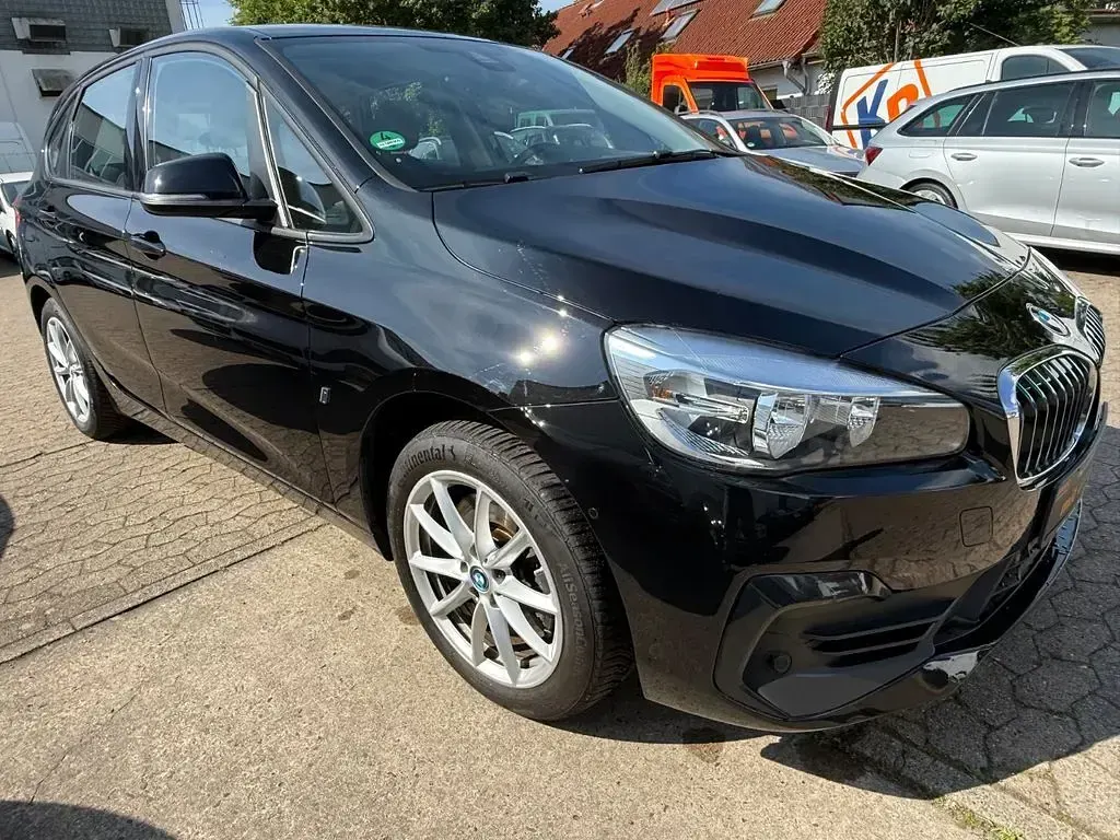 Gebraucht BMW 225 Advantage 136 PS (100 kW) 2018 Schwarz Limousine