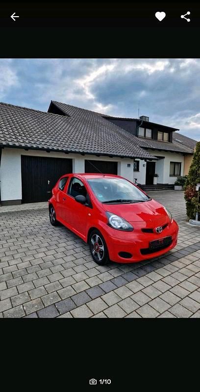 Gebraucht Toyota Aygo 68 PS (50 kW) 2010 Rot Kleinwagen