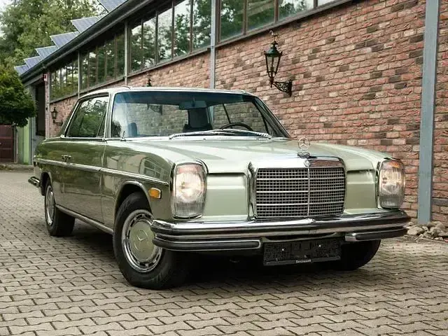 Używany Mercedes W114 185 KM (136 kW) 1973 Coupe