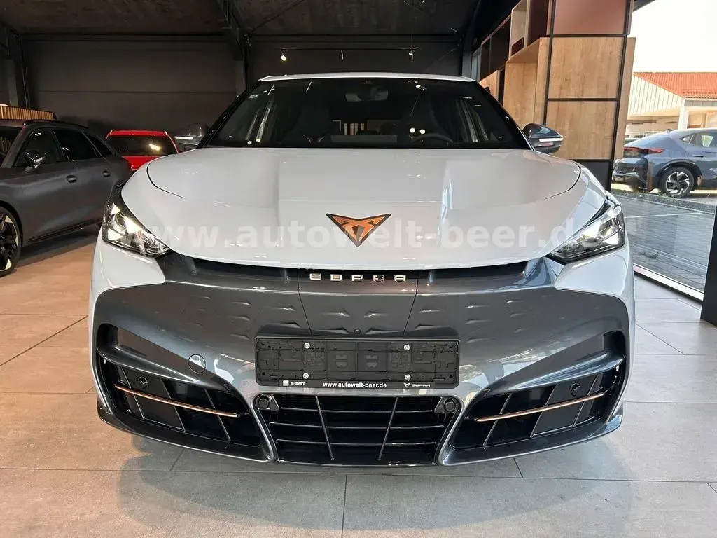 Neu Cupra Tavascan VZ 250 kW (340 PS) 2026 Weiß SUV