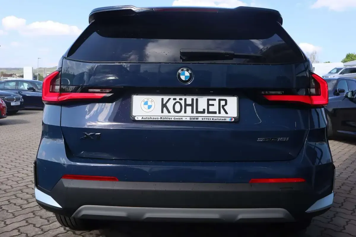 Gebraucht BMW X1 136 PS (100 kW) 2026 Blau SUV
