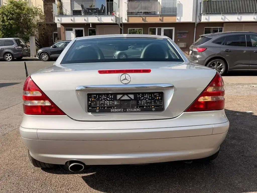 Gebraucht Mercedes SLK200 Edition 163 PS (119 kW) 2004 Silber Cabrio