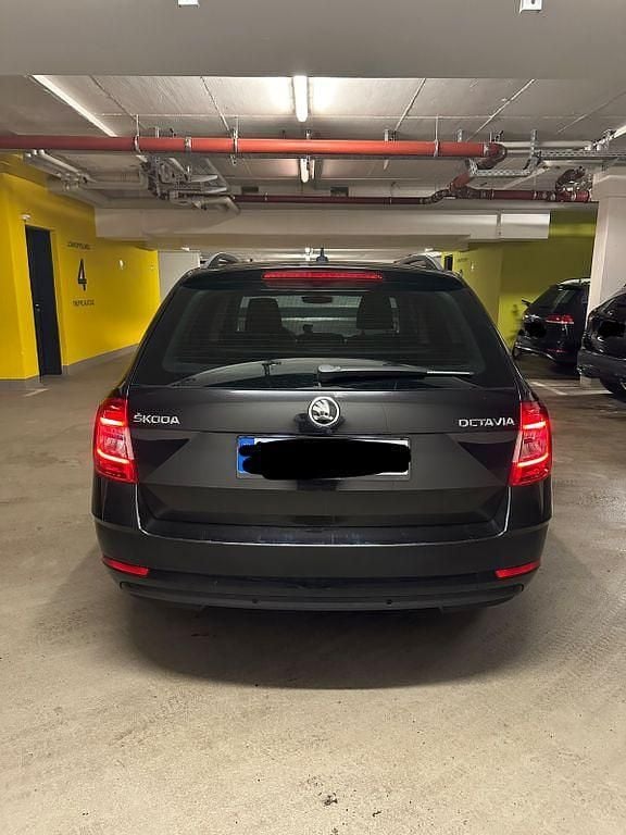 Gebraucht Skoda Octavia Style 150 PS (110 kW) 2019 Schwarz Kombi