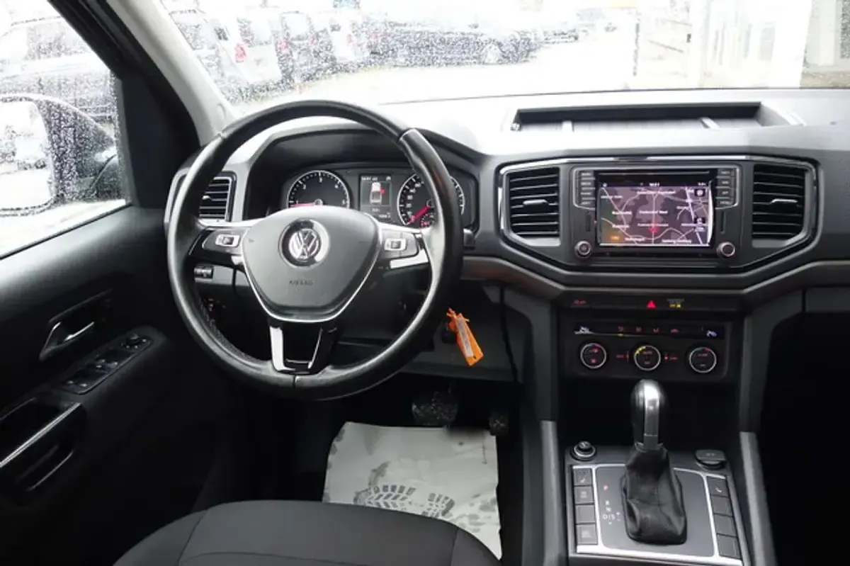 Gebraucht VW Amarok 204 PS (150 kW) 2019 Deep black perleffekt Pickup