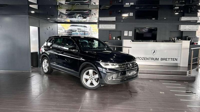 Deep black perleffekt Gebraucht 2021 VW Tiguan United SUV | 27.490 € (Fairer Preis) - Bild 1/3