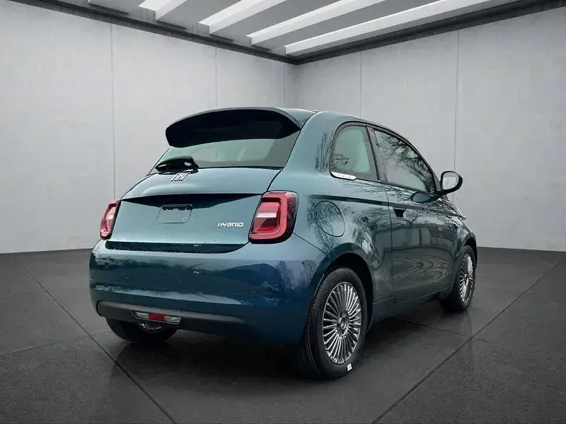 Neu Fiat 500C 65 PS (47 kW) 2025 Grün Cabrio