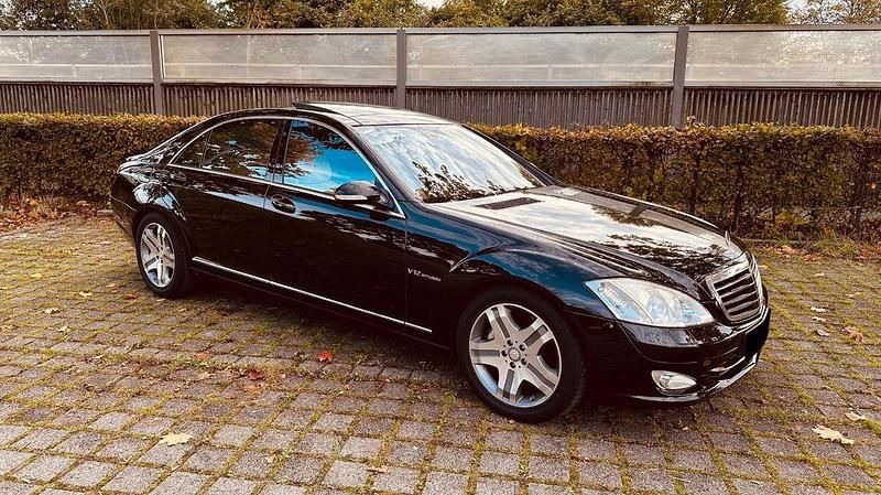 Schwarz Gebraucht 2008 Mercedes S600L Limousine | 27.000 € (Teuer) - Bild 1/4