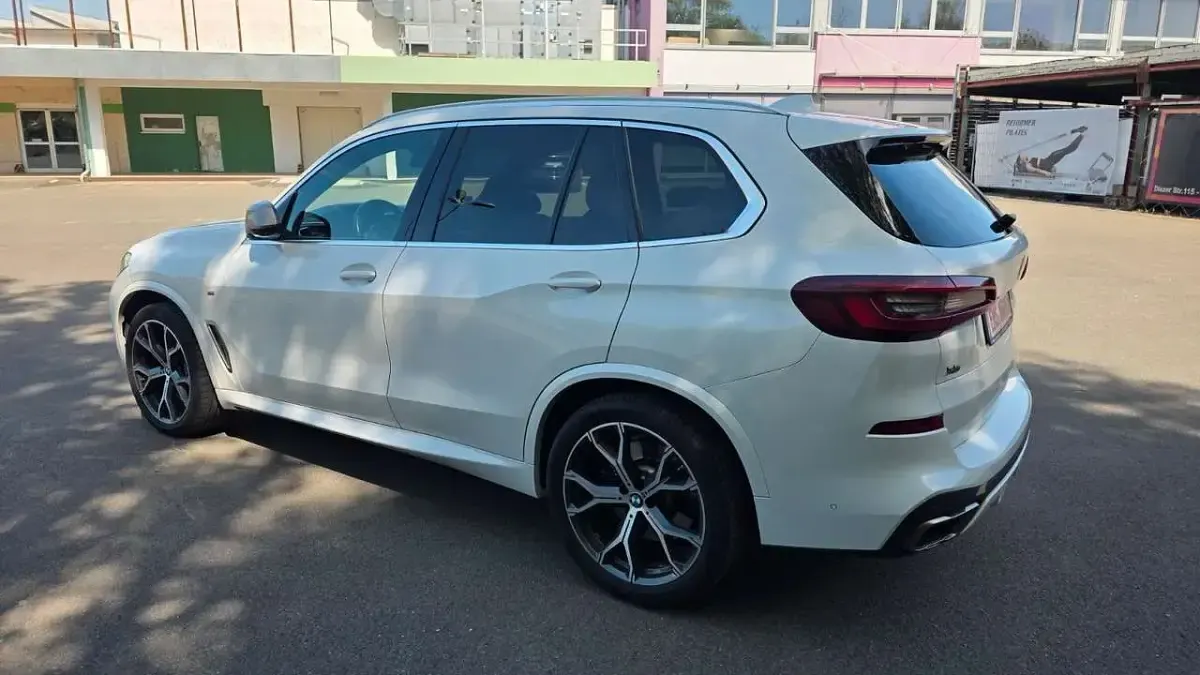 Gebraucht BMW X5 M 530 PS (389 kW) 2021 Weiß SUV
