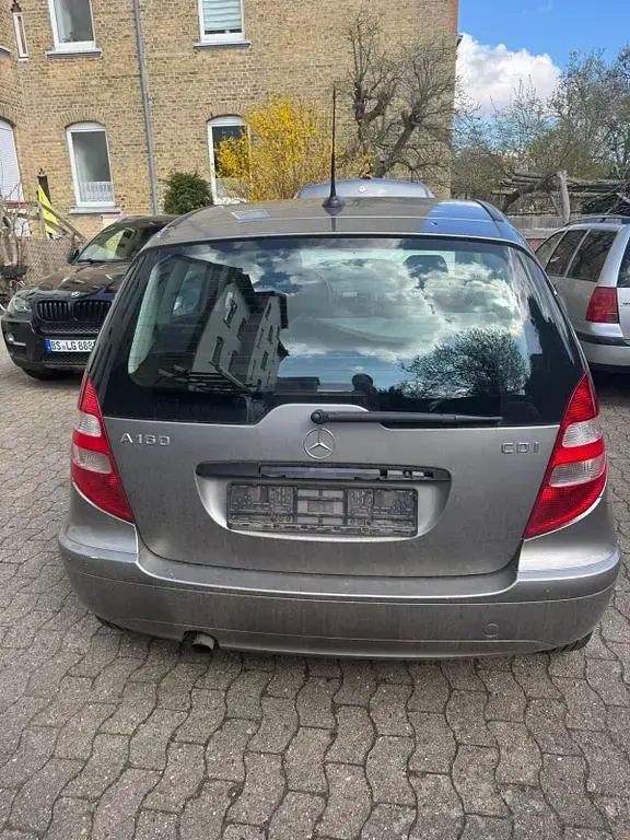Gebraucht Mercedes A160 Classic 82 PS (60 kW) 2006 Silber Limousine