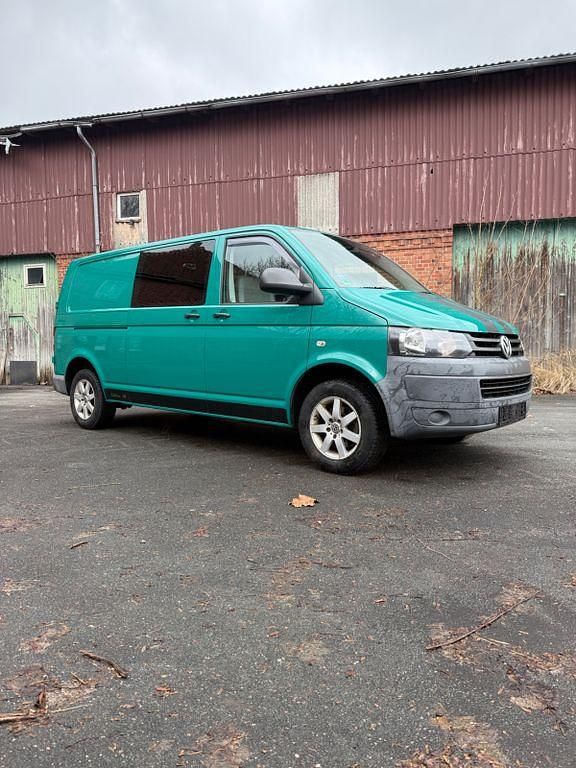 Gebraucht VW Transporter 140 PS (102 kW) 2010 Grün Van