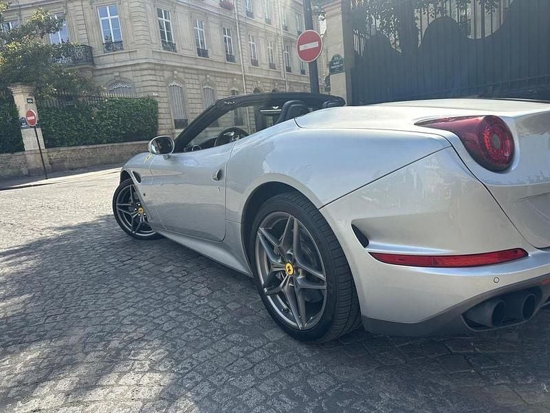 Gebraucht Ferrari California 560 PS (411 kW) 2016 Silber Cabrio