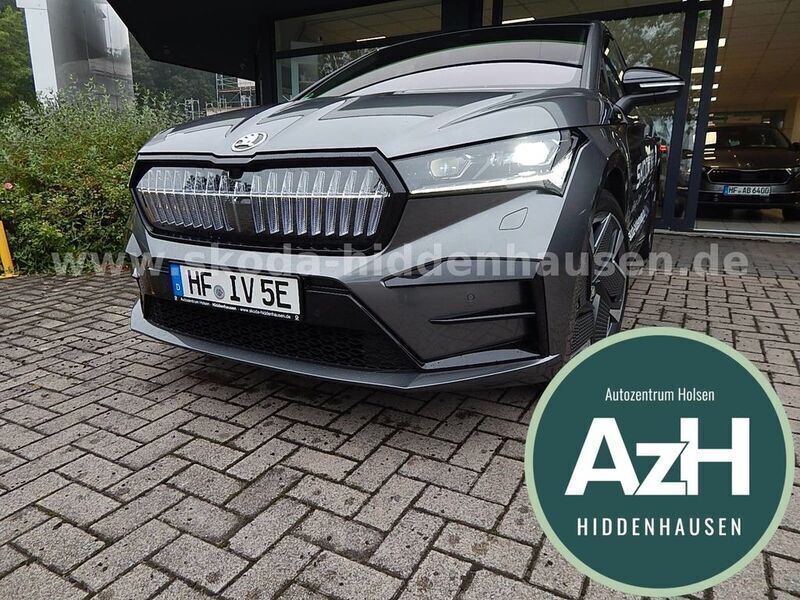 Graphite grau metallic met. Gebraucht 2022 Skoda Enyaq iV Lounge SUV | 41.490 € (Fairer Preis) - Bild 1/4