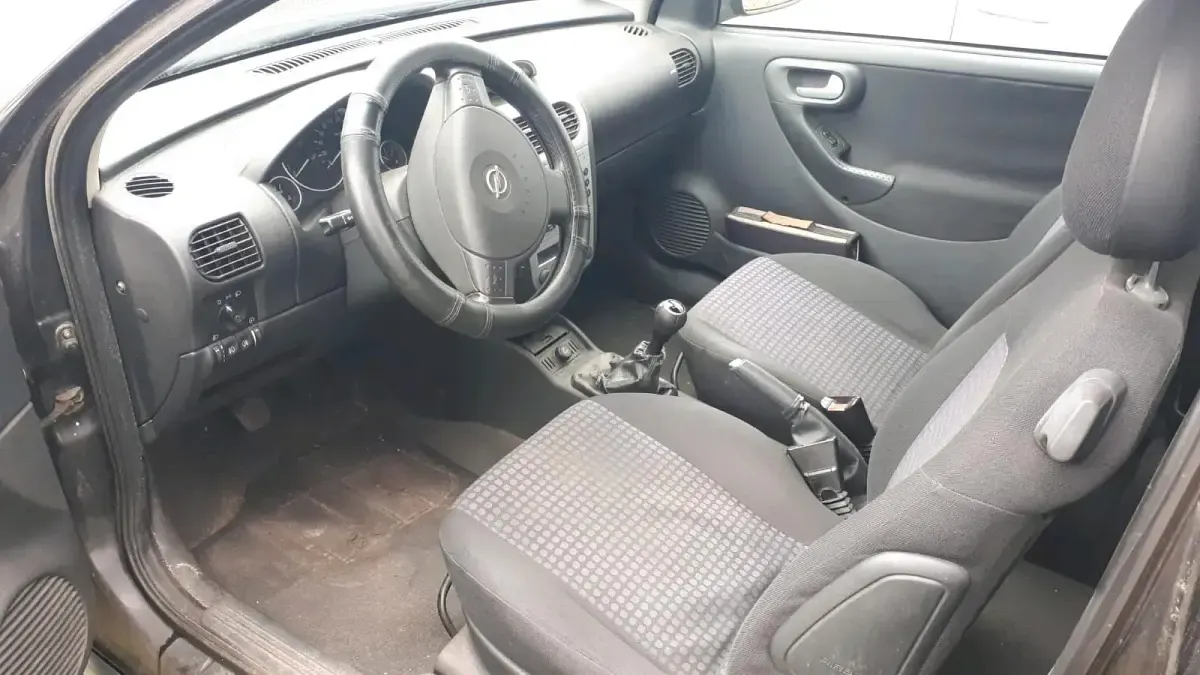 Gebraucht Opel Corsa 80 PS (58 kW) 2005 Schwarz Kleinwagen