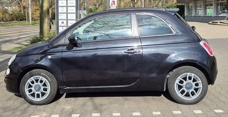 Schwarz Gebraucht 2011 Fiat 500 Lounge Limousine | 3.950 € (Fairer Preis) - Bild 1/4