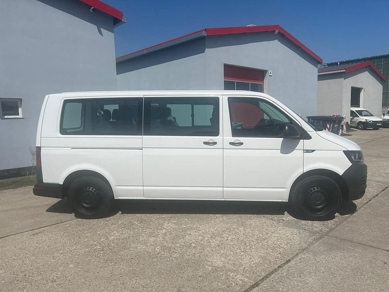 Second-hand VW T6 150 CP (110 kW) 2019 Alb Van