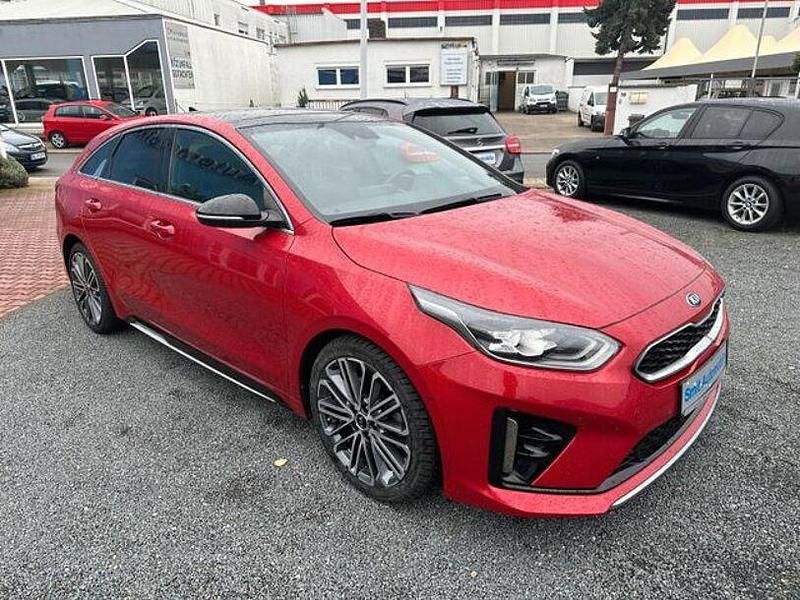 Gebraucht Kia ProCeed GT-Line 140 PS (102 kW) 2019 Rot Kleinwagen