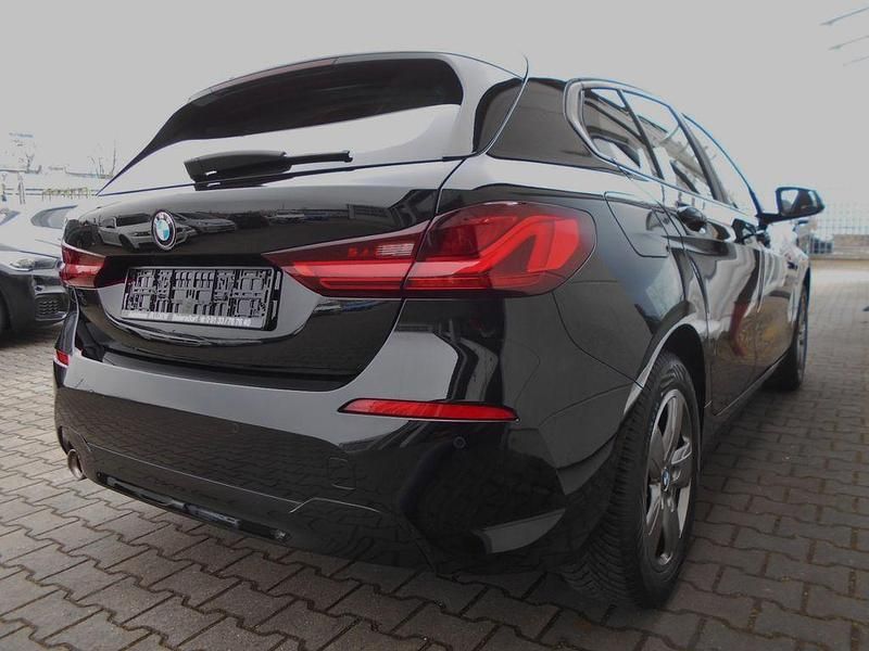 Gebraucht BMW 118 136 PS (100 kW) 2022 Schwarz Kleinwagen