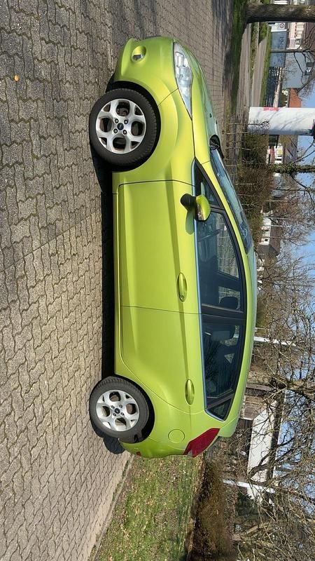 Gebraucht Ford Fiesta Titanium 101 PS (74 kW) 2009 Grün Kleinwagen