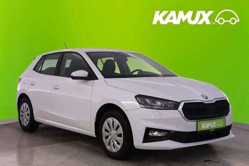Weiß Gebraucht 2024 Skoda Fabia Limousine | 14.750 € (Guter Preis) - Bild 1/4