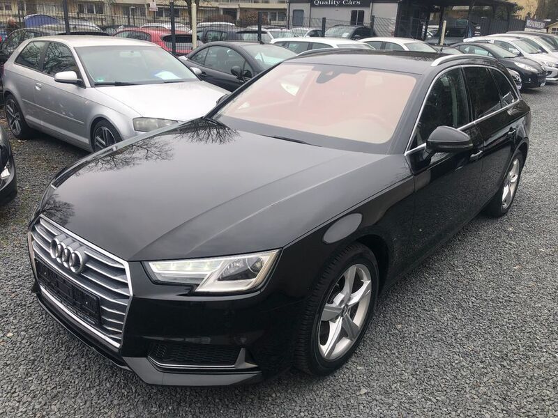 Brillantschwarz Gebraucht 2019 Audi A4 Sport Kombi | 11.400 € - Bild 1/4